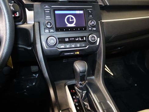 Used 2018 Honda Civic LX image 37