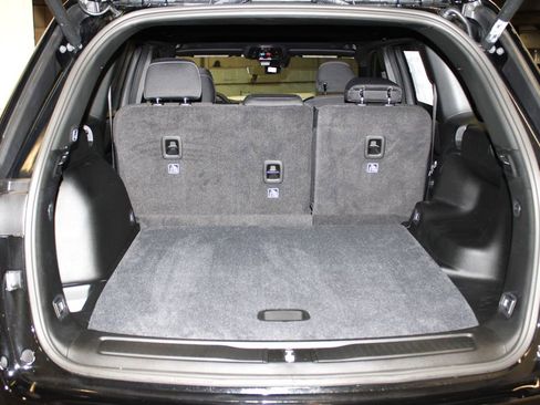 New 2025 Jeep Grand Cherokee Laredo X w/ Luxury Tech Group I image 33