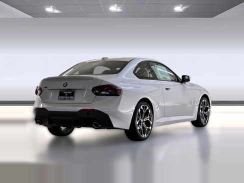 New 2026 BMW 230i xDrive Coupe w/ Convenience Package image 8