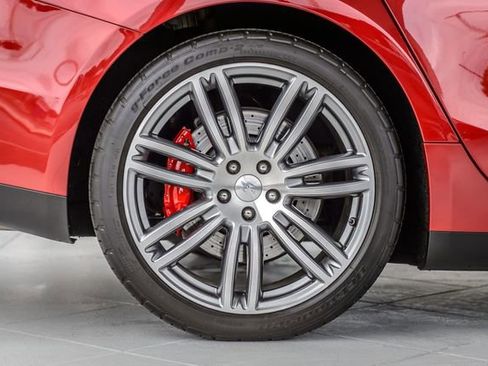 Used 2015 Maserati Ghibli RWD image 14