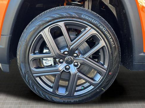 New 2026 Jeep Compass Latitude image 44