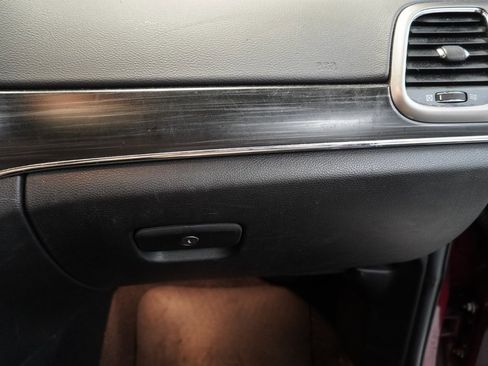 Used 2020 Jeep Grand Cherokee Limited w/ Premium Lighting Group image 36