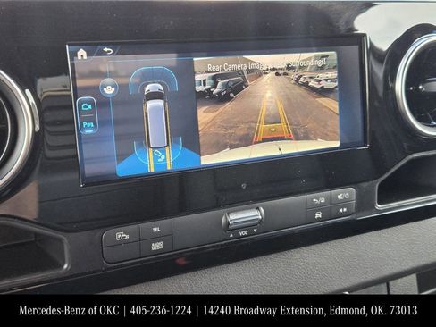 Used 2025 Mercedes-Benz Sprinter 2500 image 18