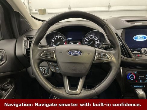 Used 2017 Ford Escape Titanium image 5