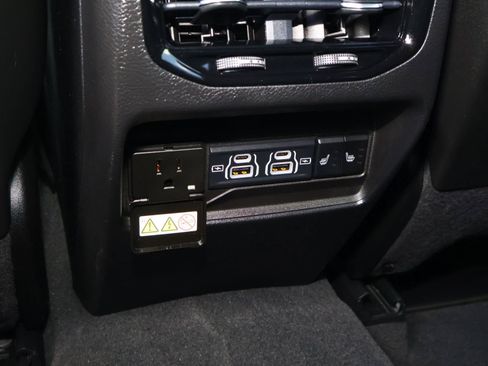 Used 2022 Jeep Grand Cherokee Trailhawk AWD/4WD image 12
