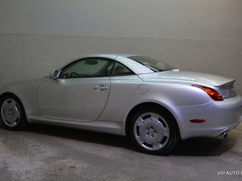 Used 2004 Lexus SC 430 Convertible image 35