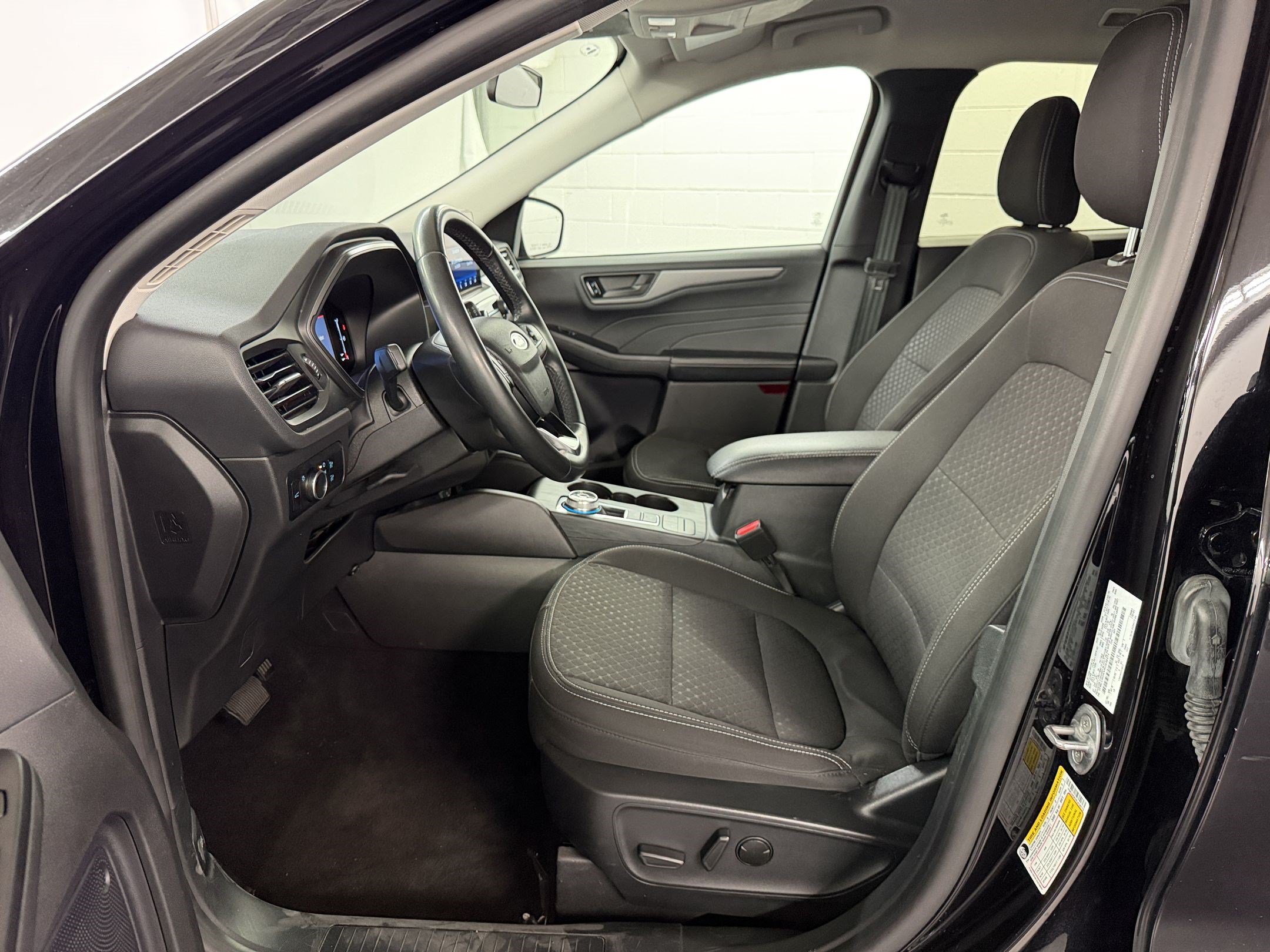 Used 2024 Ford Escape Active FWD image 5