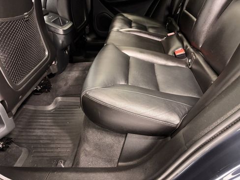 Used 2019 Volvo XC60 T5 Momentum w/ Premium Package image 20