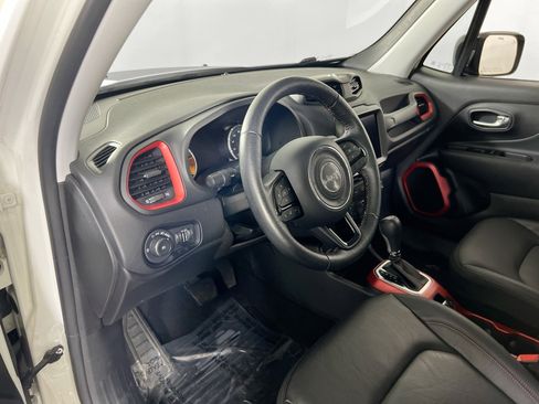 Used 2022 Jeep Renegade Trailhawk w/ Sun/Sound Group AWD/4WD image 9