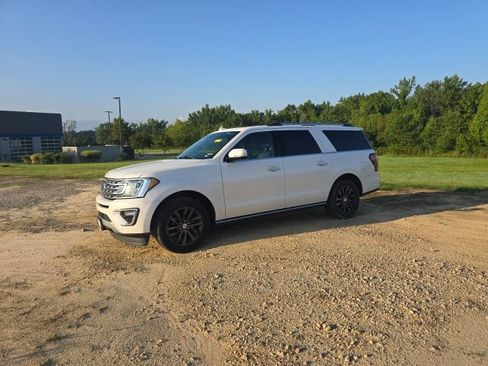 Used 2019 Ford Expedition Max Limited AWD/4WD image 3