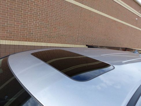 Used 2024 Honda Odyssey EX-L image 15