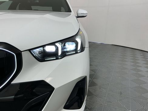 Certified 2025 BMW 530i w/ M Sport Package RWD image 8