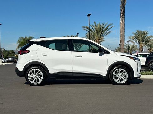 New 2027 Chevrolet Bolt LT w/ Comfort Package FWD image 3