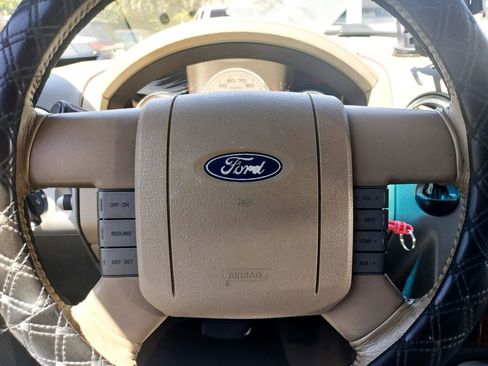 Used 2004 Ford F150 XLT image 24