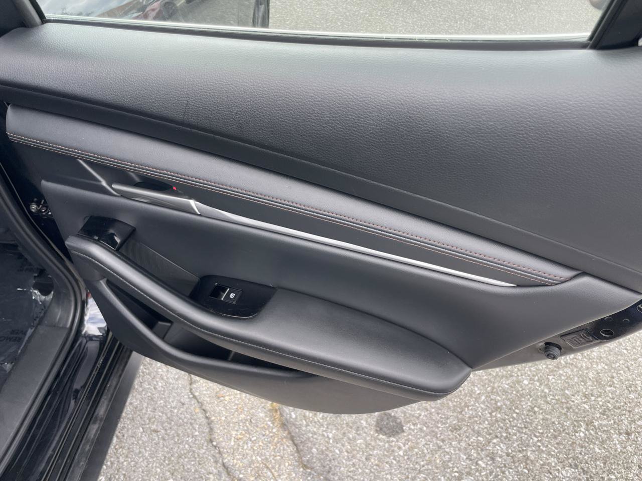 Used 2024 MAZDA MAZDA3 s FWD image 33