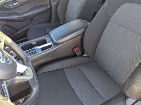 Certified 2023 Nissan Sentra SV image 19