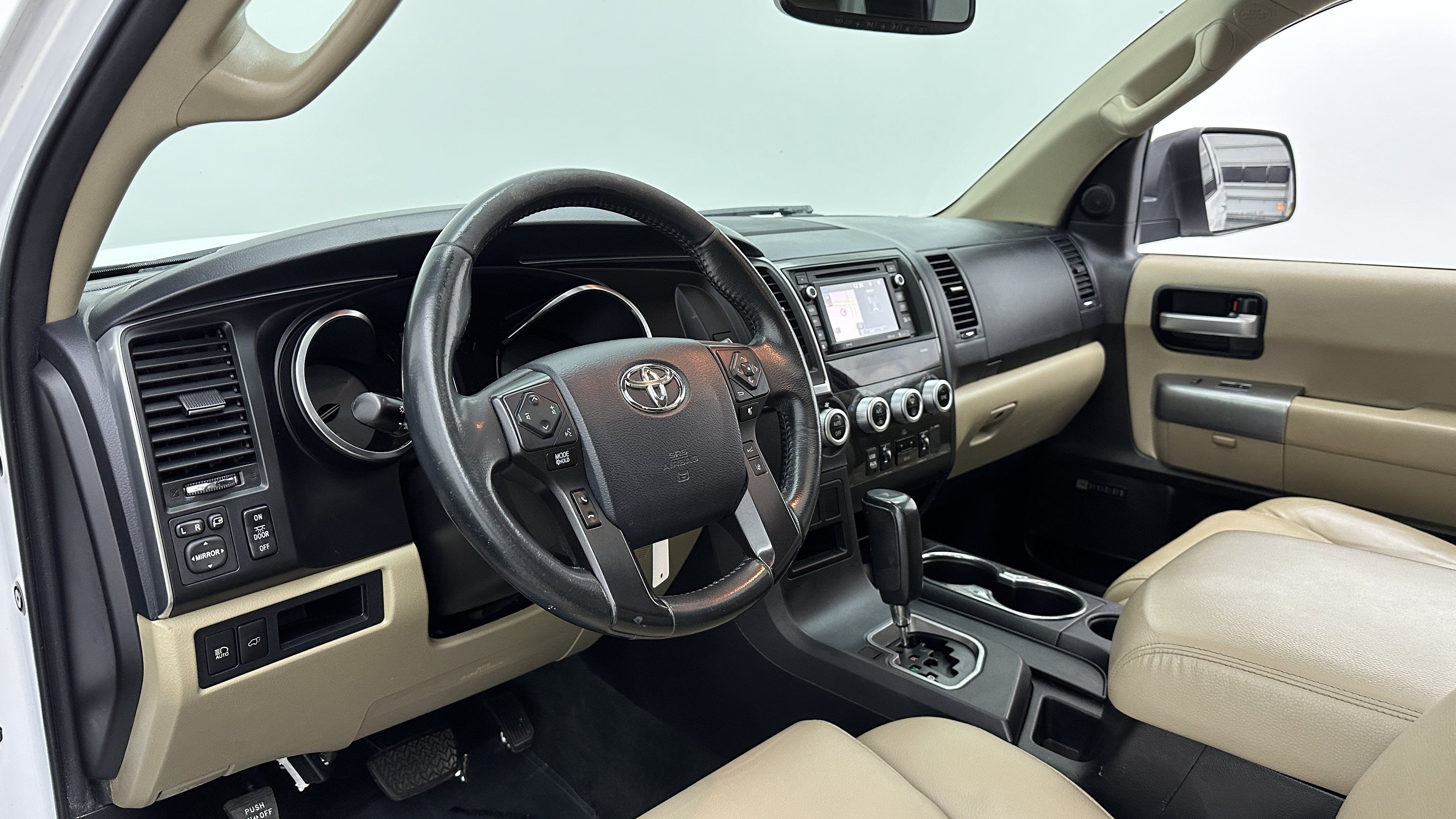 Used 2018 Toyota Sequoia Limited w/ Safety & Convenience Package RWD image 13