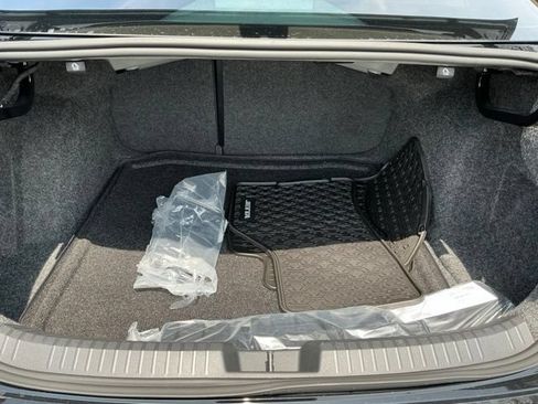 New 2026 Volkswagen Jetta SE FWD image 15