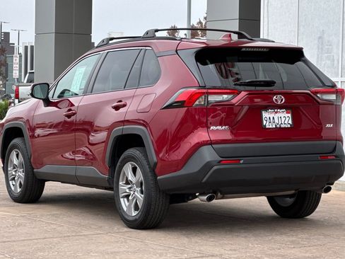 Certified 2022 Toyota RAV4 XLE image 7