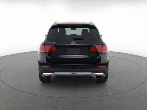 Used 2024 Mercedes-Benz GLC 300 4MATIC image 7