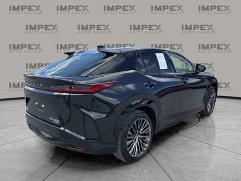 Used 2023 Lexus RZ 450e Premium image 5