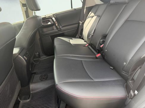 Used 2020 Toyota 4Runner TRD Off-Road Premium w/ Moonroof Package AWD/4WD image 13