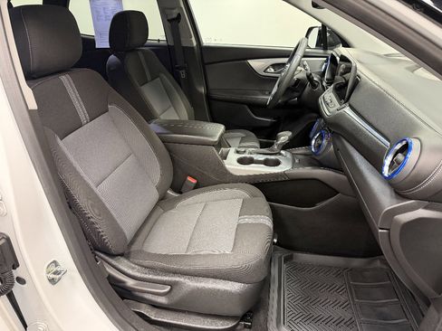 Used 2023 Chevrolet Blazer LT w/ Convenience Package image 11
