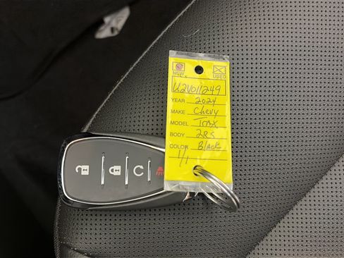 Used 2024 Chevrolet Trax RS image 31