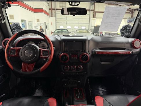 Used 2014 Jeep Wrangler Unlimited Sport AWD/4WD image 20