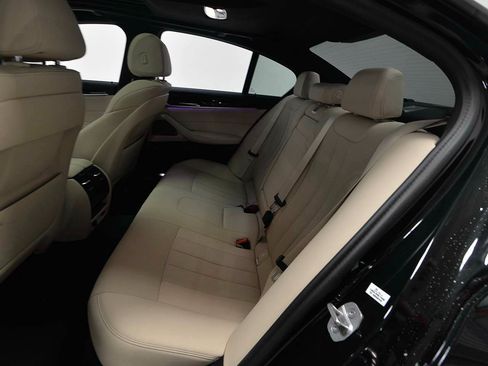 Used 2023 BMW 530i w/ Premium Package RWD image 11