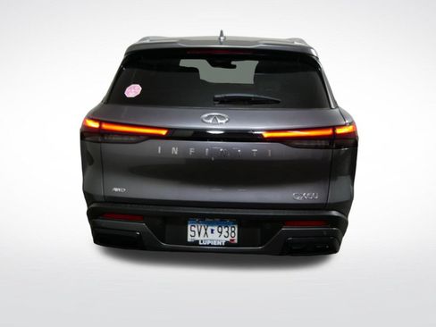Certified 2025 INFINITI QX60 Luxe w/ Vision Package AWD/4WD image 4