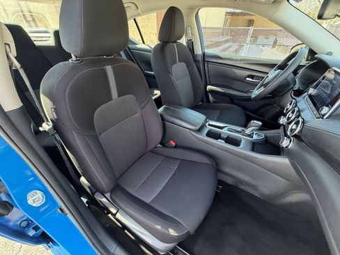 Used 2025 Nissan Sentra SV image 34