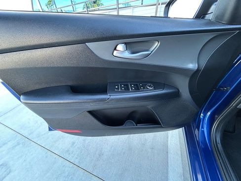 Used 2019 Kia Forte LXS image 25