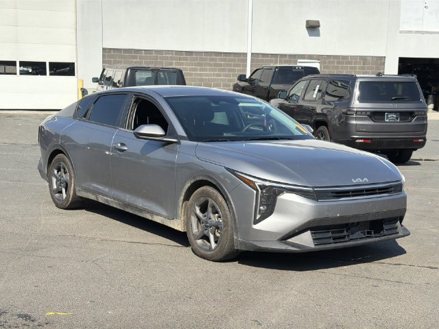 Used 2025 Kia K4 FWD image 5