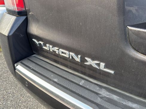 Used 2018 GMC Yukon XL Denali w/ Denali Ultimate Package image 10