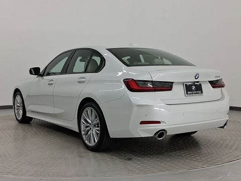 Used 2023 BMW 330i Sedan w/ Convenience Package image 3