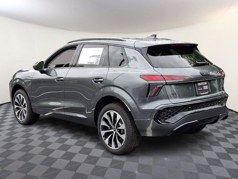 New 2026 Audi Q3 quattro 2.0T AWD/4WD image 4