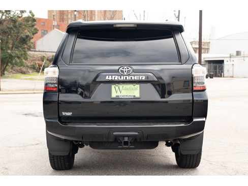 Used 2023 Toyota 4Runner SR5 image 6