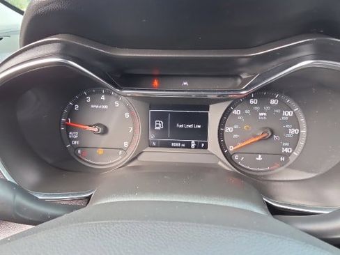 Used 2023 Chevrolet TrailBlazer LT image 3