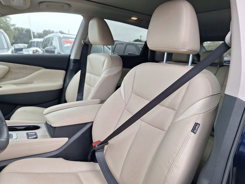 Used 2024 Nissan Murano SL image 9