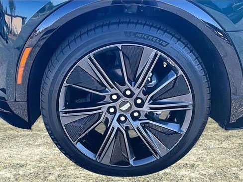 Certified 2024 Cadillac Lyriq Sport w/ Nappa Leather Package image 34