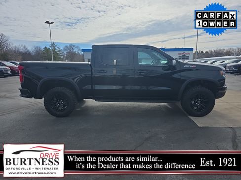 Used 2023 Chevrolet Silverado 1500 ZR2 w/ Technology Package image 26