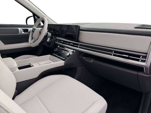 New 2026 Hyundai Santa Fe SE image 3