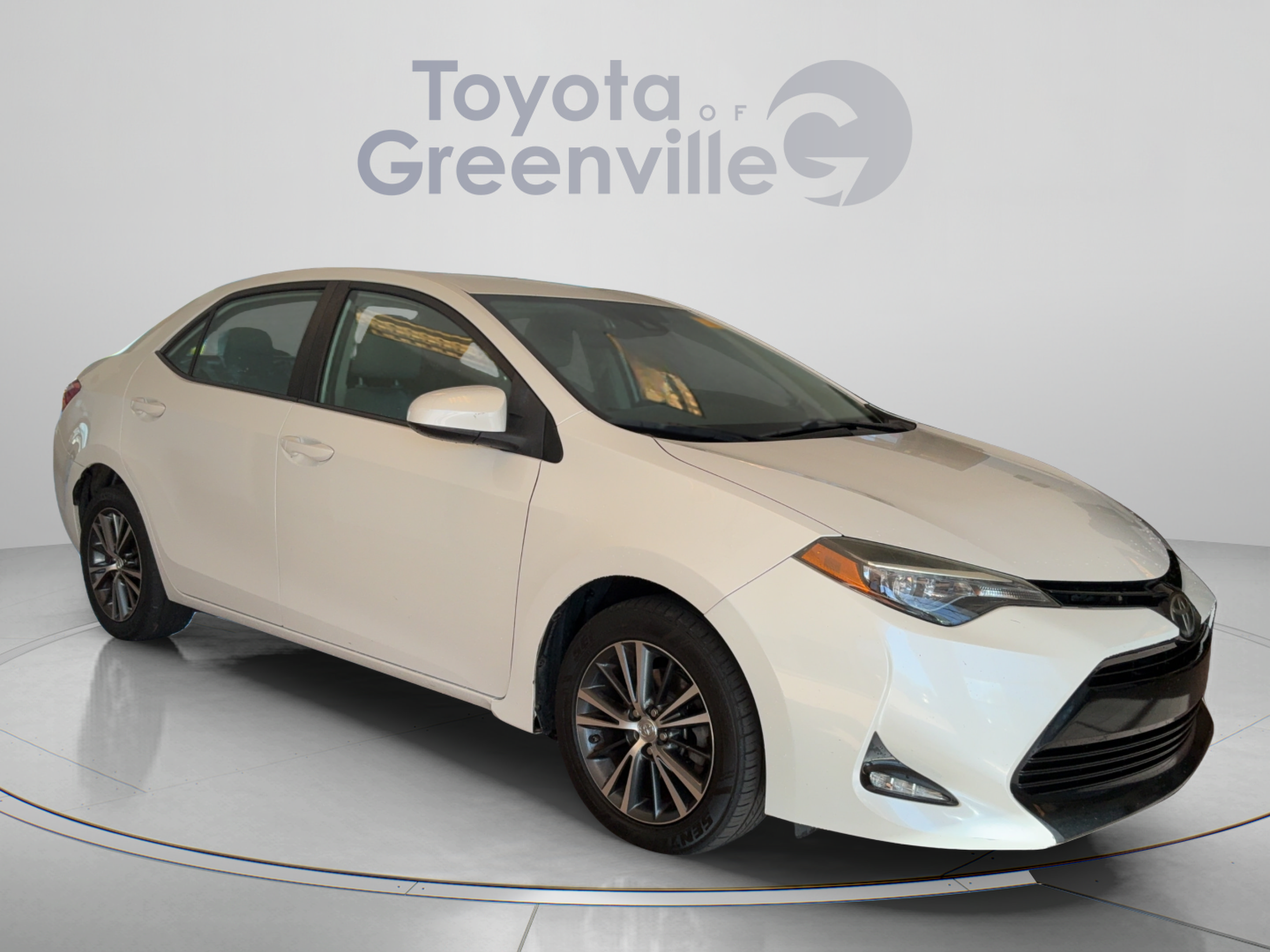 Used 2018 Toyota Corolla LE w/ LE Premium Package FWD image 8