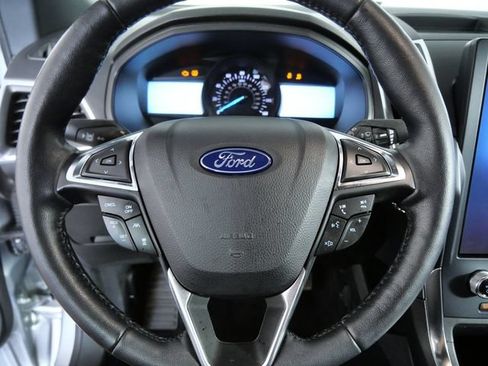 Certified 2023 Ford Edge Titanium w/ Equipment Group 301A AWD/4WD image 18
