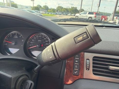 Used 2012 GMC Yukon XL SLT AWD/4WD image 20