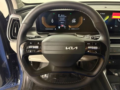 New 2026 Kia Sorento S FWD image 19