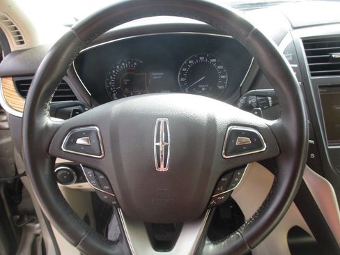 Used 2015 Lincoln MKC AWD w/ Equipment Group 101A Select image 18