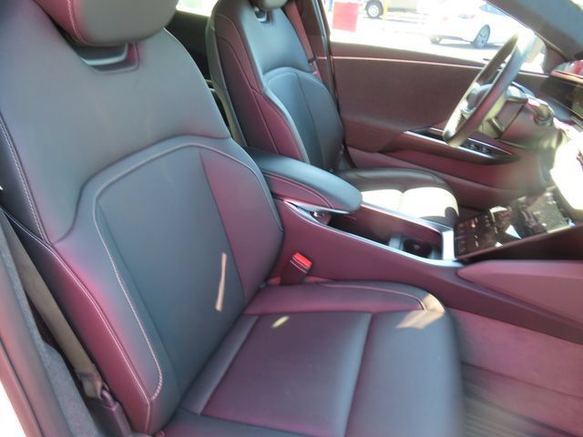 Used 2024 Lucid Air Pure RWD image 35