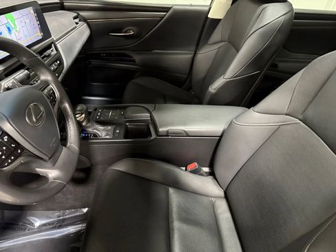 Used 2022 Lexus ES 350 w/ Premium Package image 15